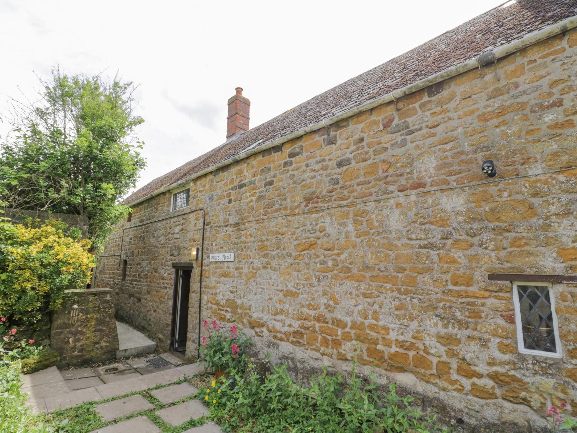 Priors Mead Villa Banbury Exterior photo