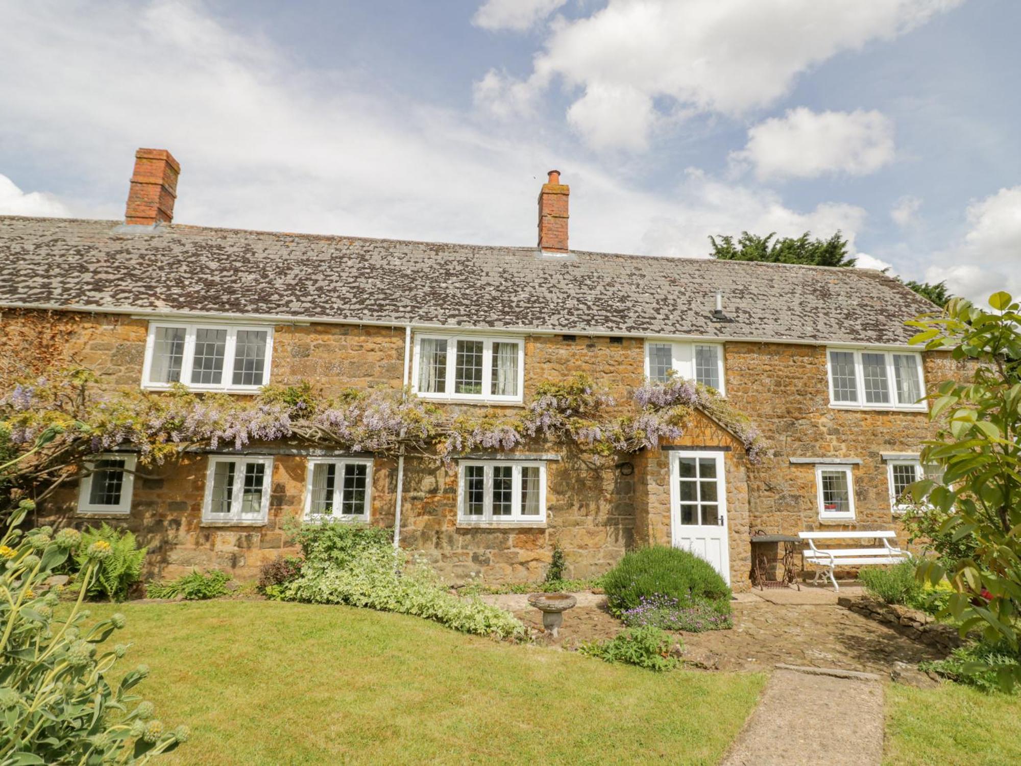 Priors Mead Villa Banbury Exterior photo