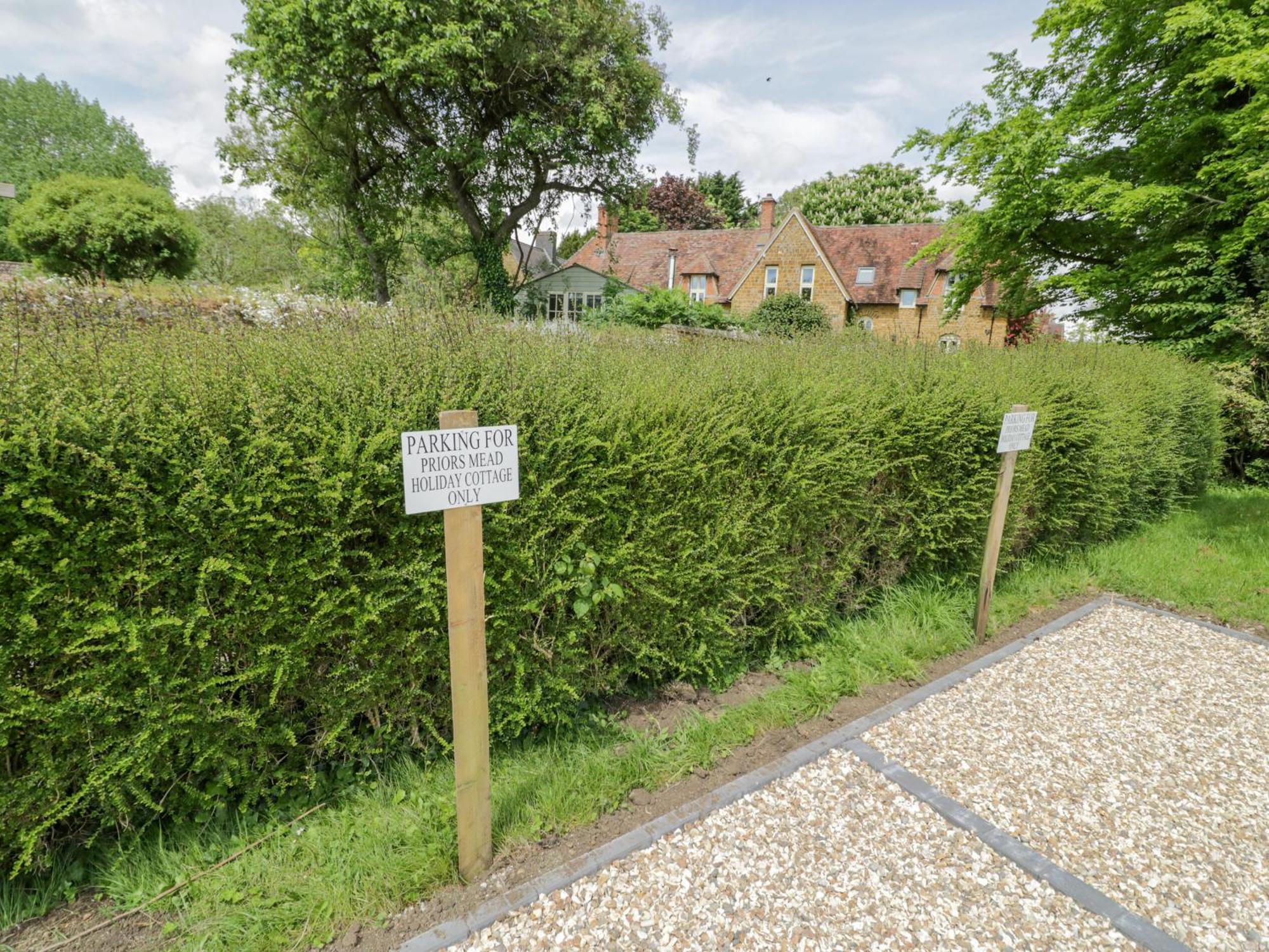 Priors Mead Villa Banbury Exterior photo